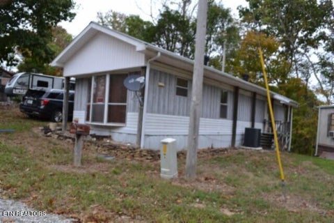 Tiny photo for 95 Cummins Court, Celina, TN 38551 (MLS # 1359470)