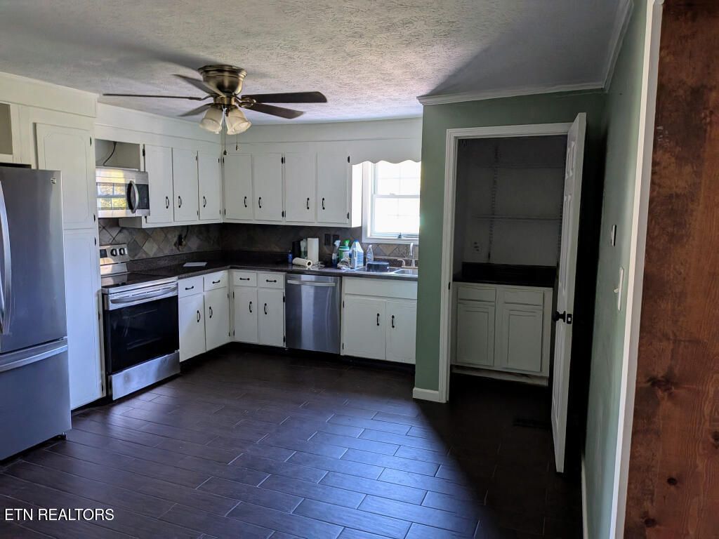 Photo of 6102 Stormer Rd, Knoxville, TN 37918 (MLS # 1326231)