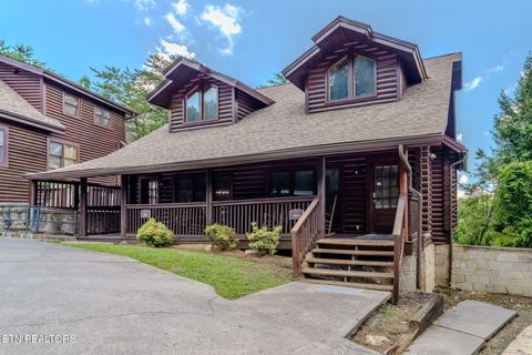 Property photo of 741 Golf View Blvd, Pigeon Forge, TN 37863