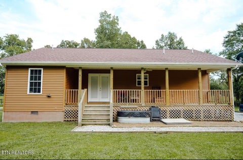 Tiny photo for 935 Pine Tree Rd, Jamestown, TN 38556 (MLS # 1355457)
