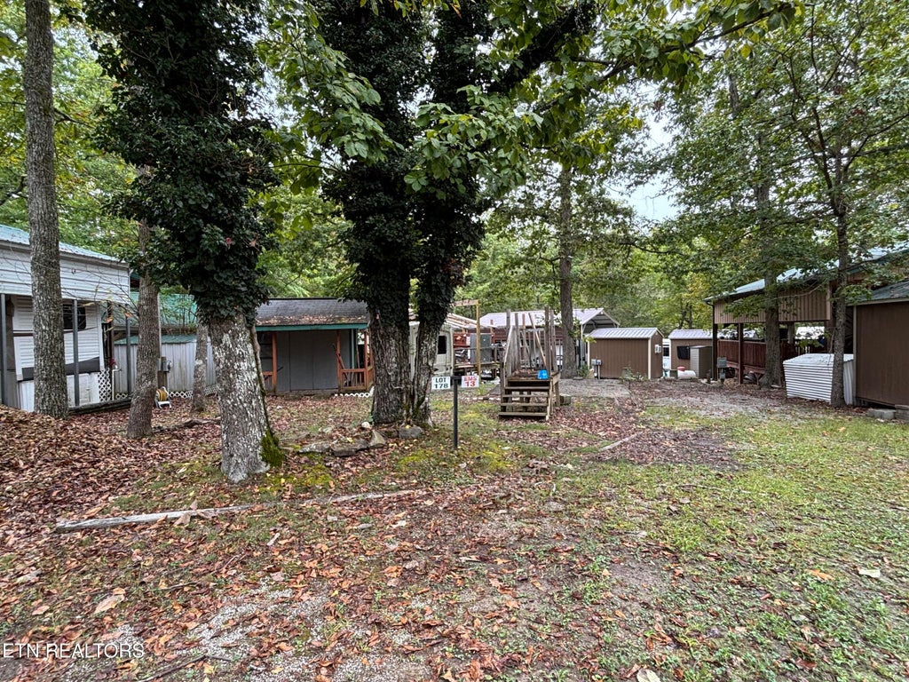 Photo of 178 Laurel Pt, Crossville, TN 38571 (MLS # 1357018)