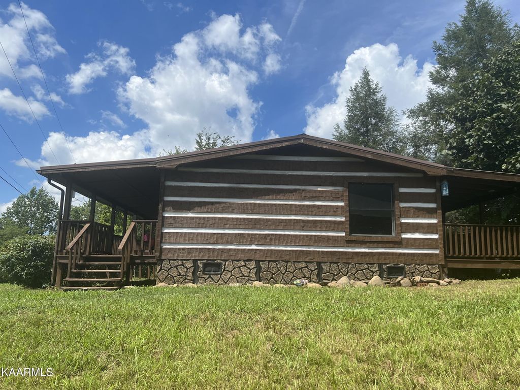 Photo of 343 Wears Valley Rd Rd, Townsend, TN 37882 (MLS # 1202705)
