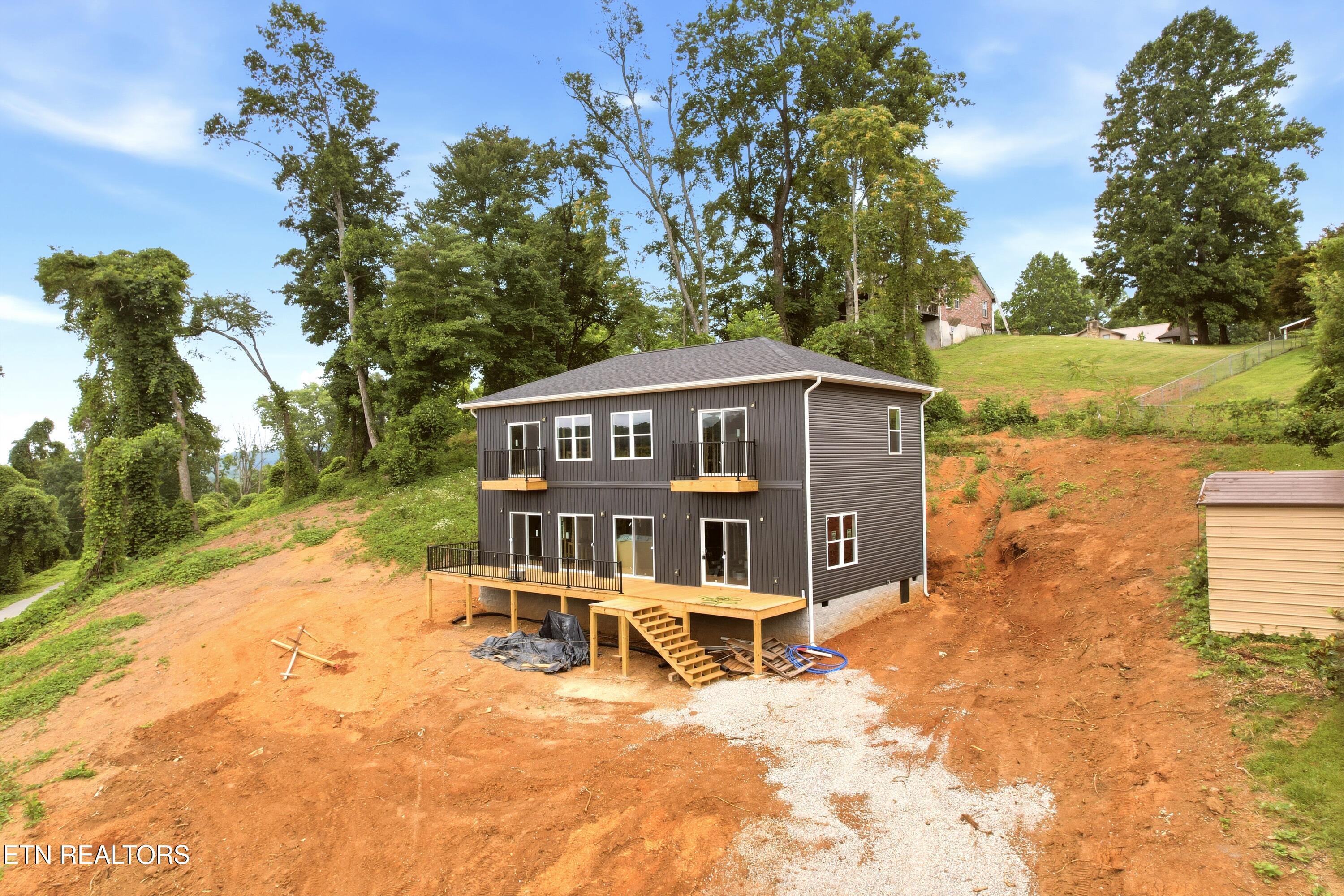 109 Breezeway Lane