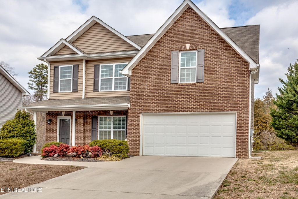 Photo of 5929 Apple Valley Drive, Knoxville, TN 37924 (MLS # 1329108)