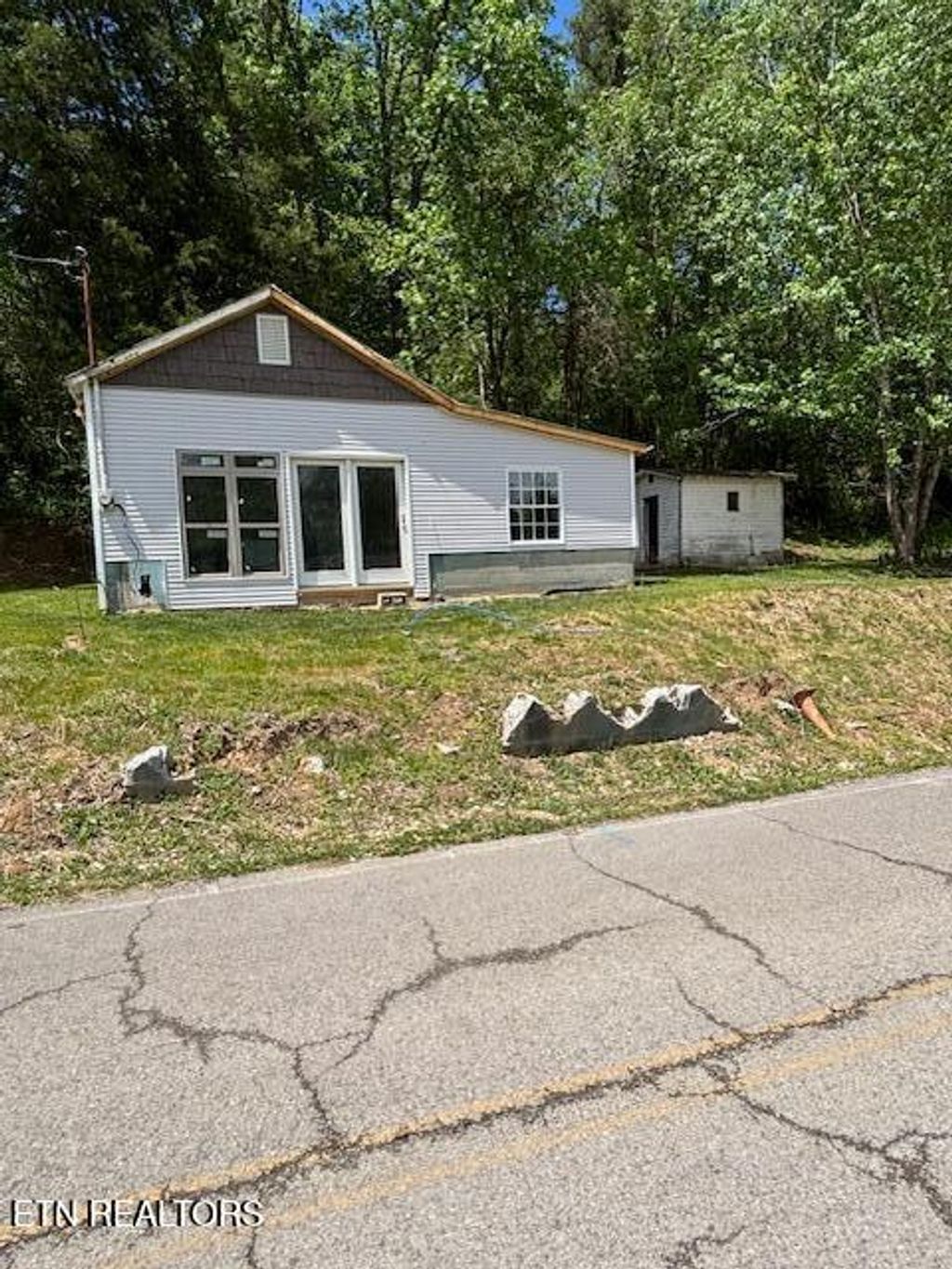 Photo of 550 Baumgartner Rd, Harriman, TN 37748 (MLS # 1337599)