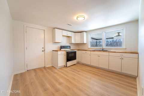 Tiny photo for 6620 Collins Lane, Knoxville, TN 37918 (MLS # 1326356)