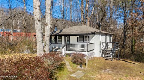 Tiny photo for 6620 Collins Lane, Knoxville, TN 37918 (MLS # 1326356)