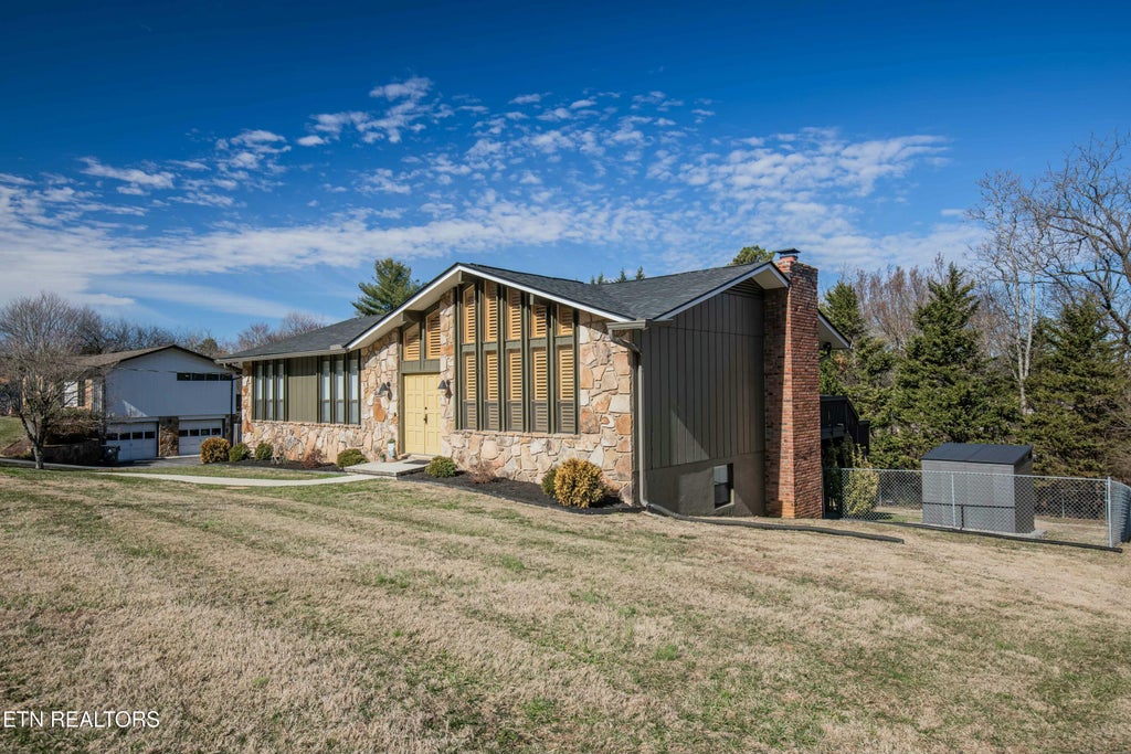 Photo of 5323 Lance Drive, Knoxville, TN 37909 (MLS # 1291255)