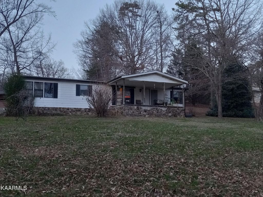 Photo of 154 Mcafee Lane, New Tazewell, TN 37825 (MLS # 1213651)