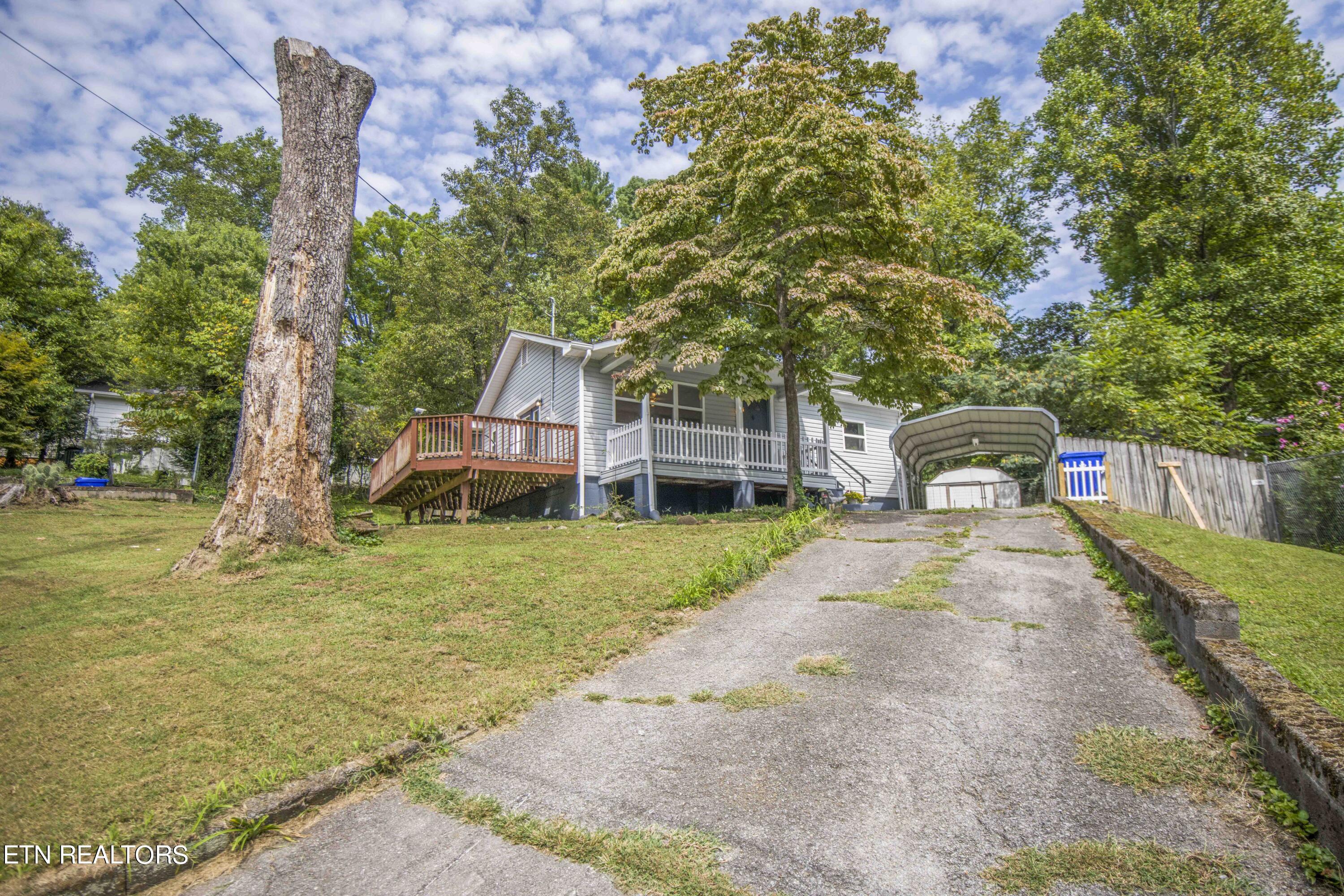 View Oak Ridge, TN 37830 house