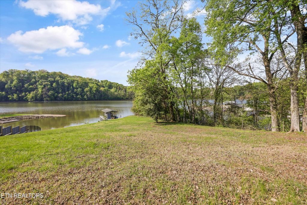 Photo of 2323 Dawns Pass, Knoxville, TN 37919 (MLS # 1337598)