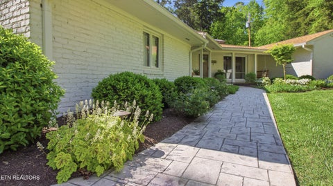 Tiny photo for 5715 Crestwood Drive, Knoxville, TN 37914 (MLS # 1357325)