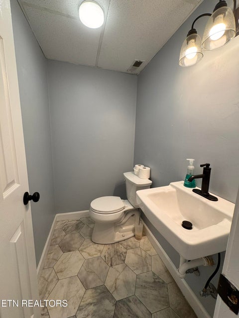 Tiny photo for 522 Henderson Drive, Madisonville, TN 37354 (MLS # 1343141)