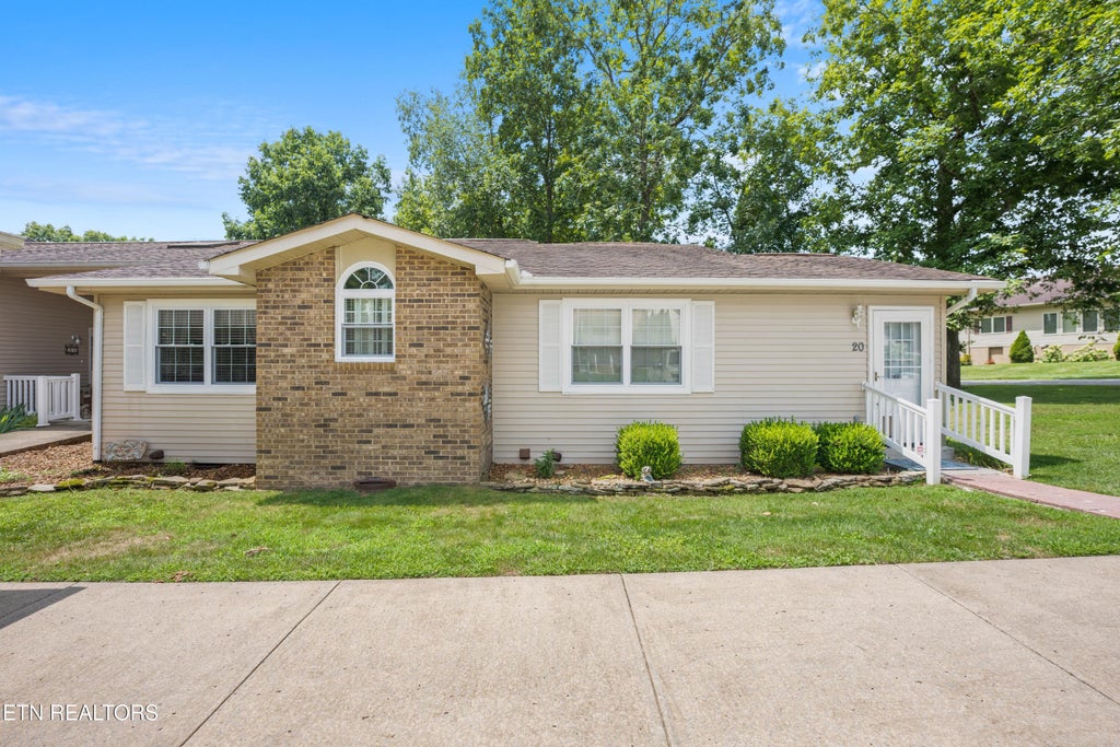 Photo of 20 Hickory Hollow Circle, Crossville, TN 38555 (MLS # 1352570)