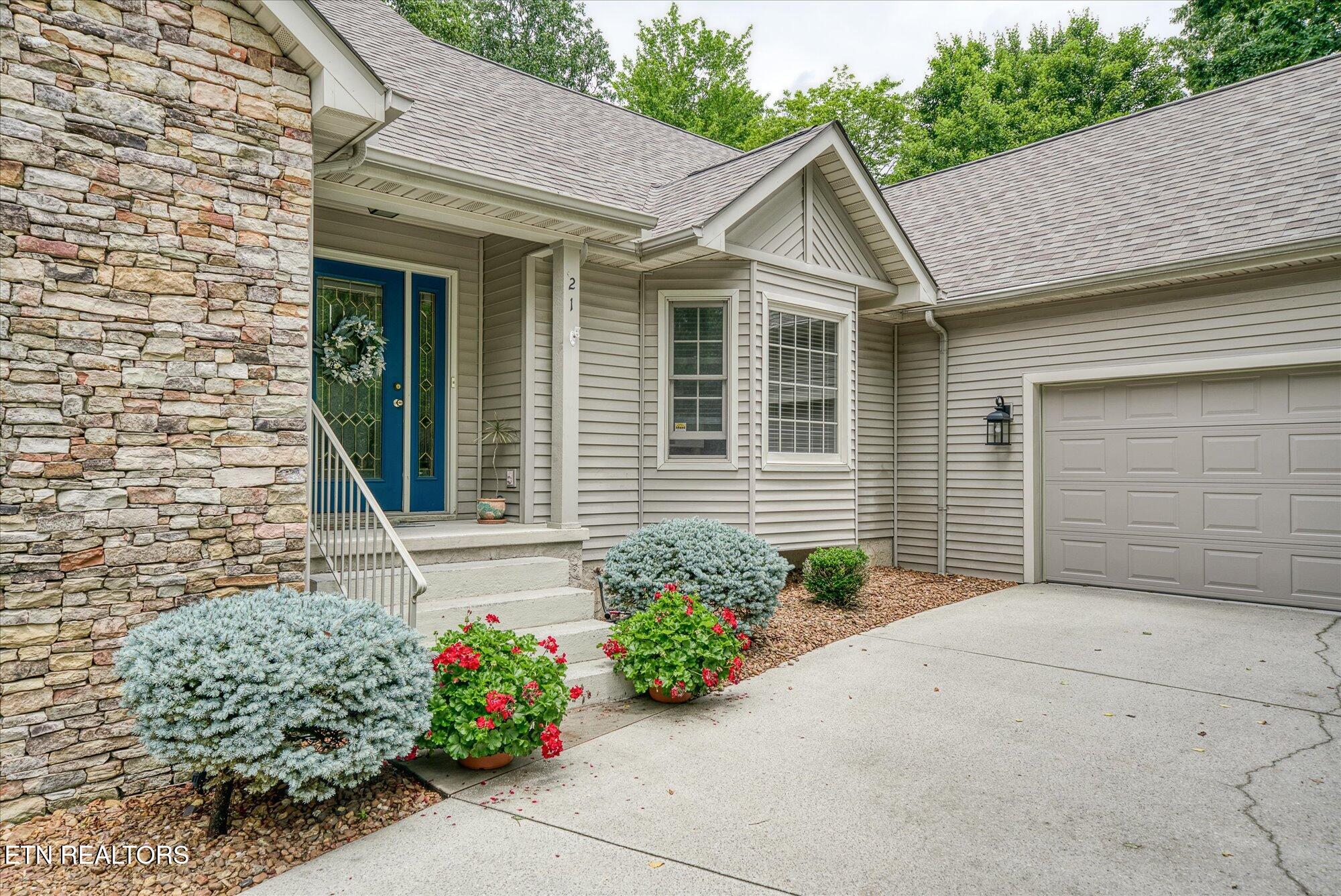 21 Lexham Court