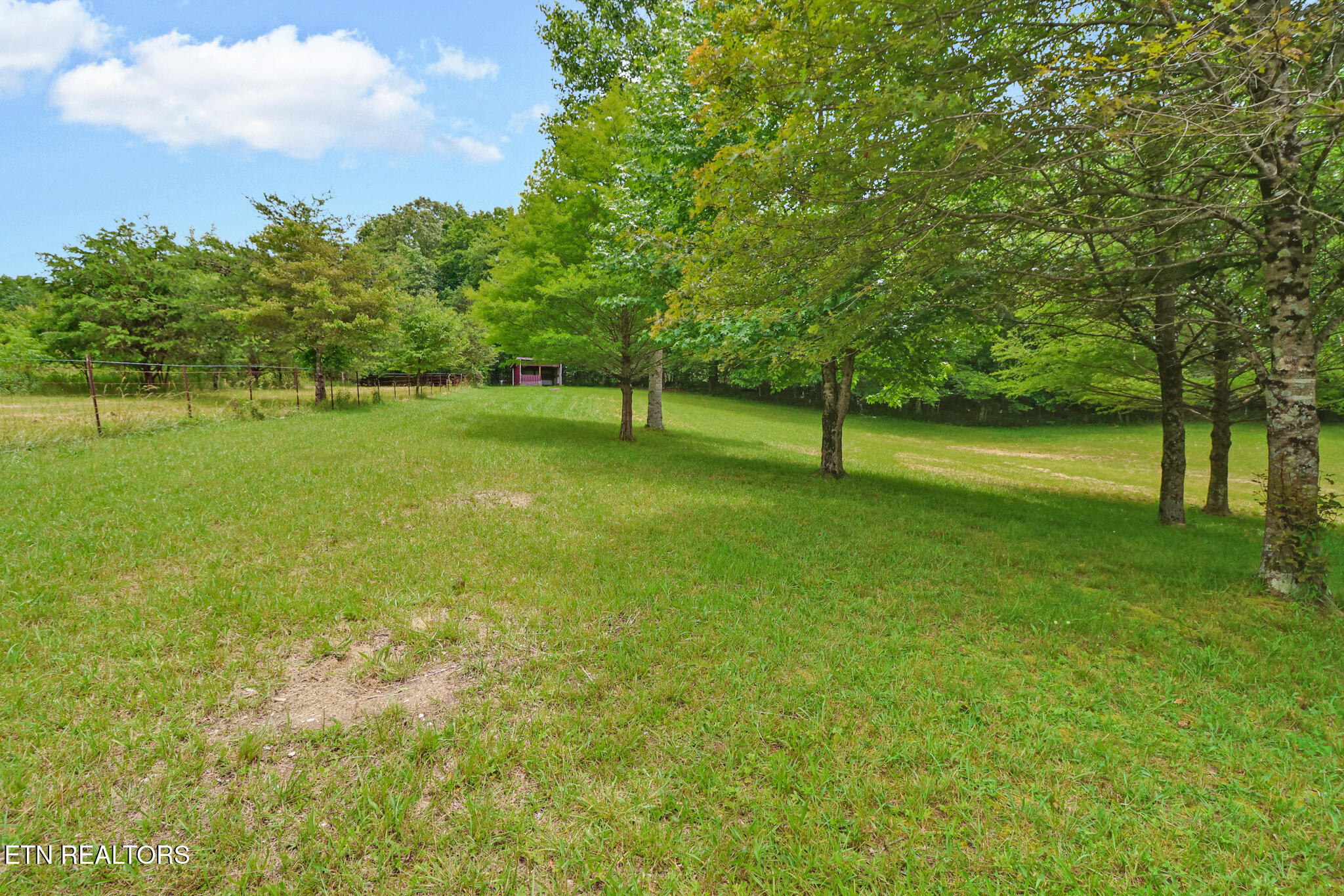 627 Clint Lowe Rd