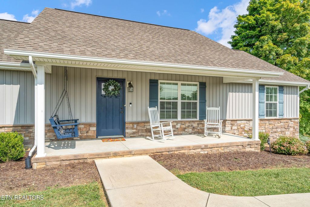 Photo of 8909 Knowland Lane, Corryton, TN 37721 (MLS # 1278323)