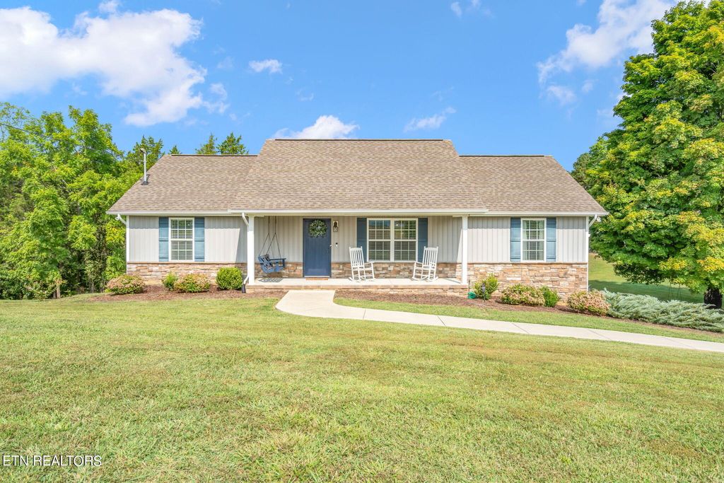 Photo of 8909 Knowland Lane, Corryton, TN 37721 (MLS # 1278323)