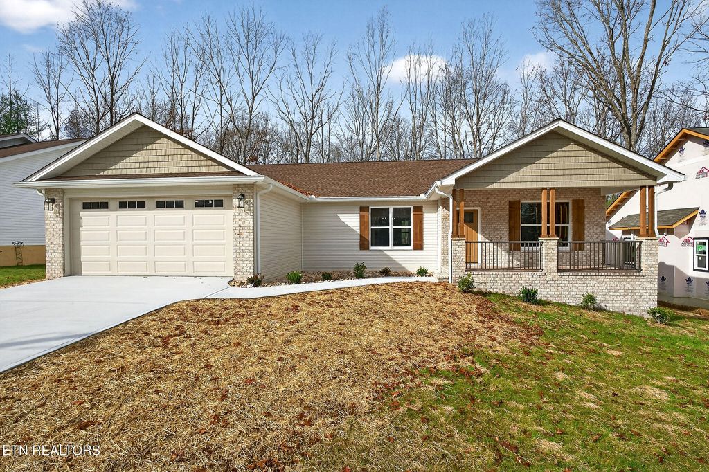 Photo of 164 Hawes Circle, Crossville, TN 38558 (MLS # 1314675)