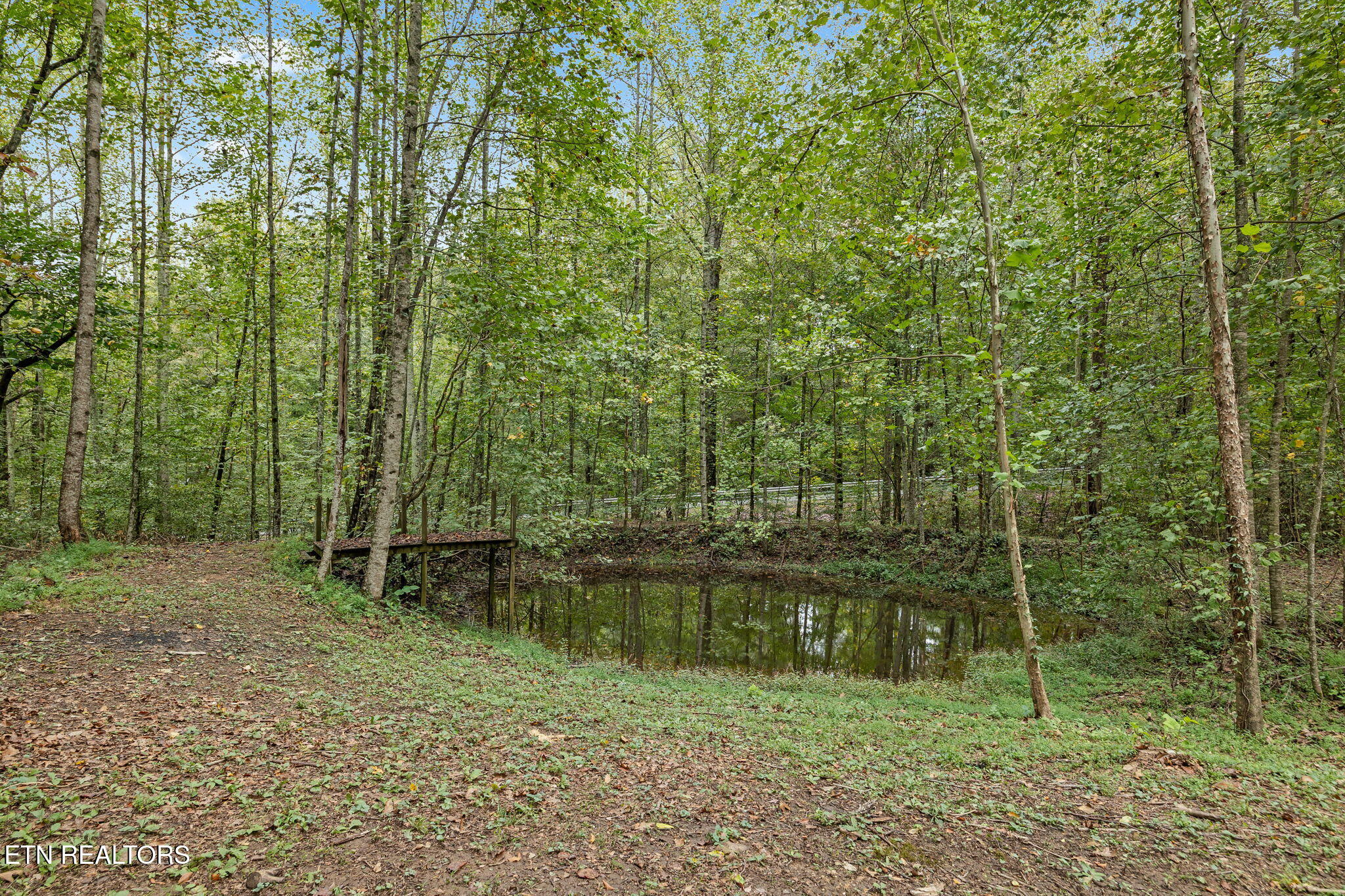 2543 S Bunker Hill Rd