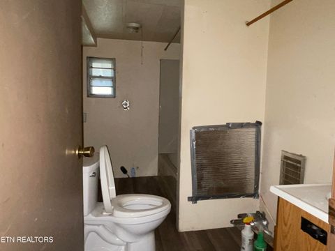 Tiny photo for 1514 Mitchell St, Knoxville, TN 37917 (MLS # 1327222)