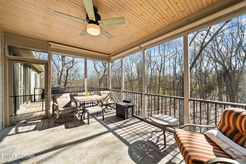 Photo of 18 Maplewood Court, Crossville, TN 38558 (MLS # 1330436)