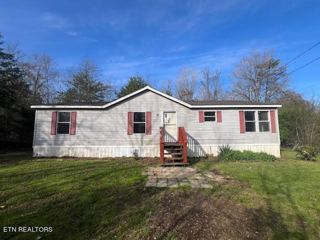 Photo of 345 N Wooddale Rd, Strawberry Plains, TN 37871 (MLS # 1257343)