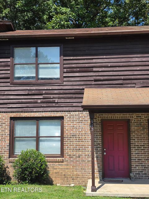 Photo of 113 High Point Lane, Oak Ridge, TN 37830 (MLS # 1315174)