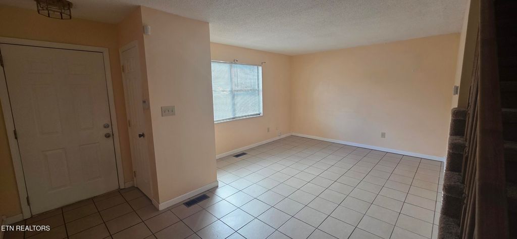 Photo of 113 High Point Lane, Oak Ridge, TN 37830 (MLS # 1315174)