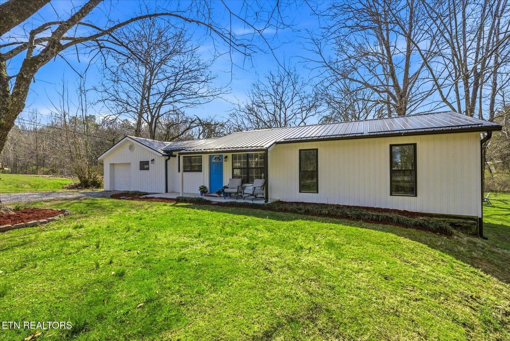 Photo of 7831 Rollen Rd, Knoxville, TN 37920 (MLS # 1332017)