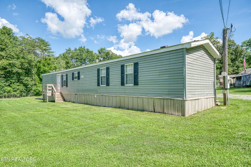 Photo of 10431053 Sitting Bull Pt, Crossville, TN 38572 (MLS # 1308206)