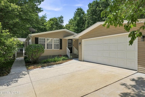 Tiny photo for 128 Prestonwood Drive, Crossville, TN 38558 (MLS # 1349994)