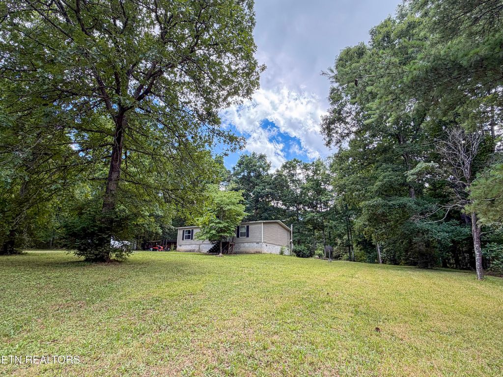 Photo of 102 Skyline Court CT, Crossville, TN 38572 (MLS # 1346126)