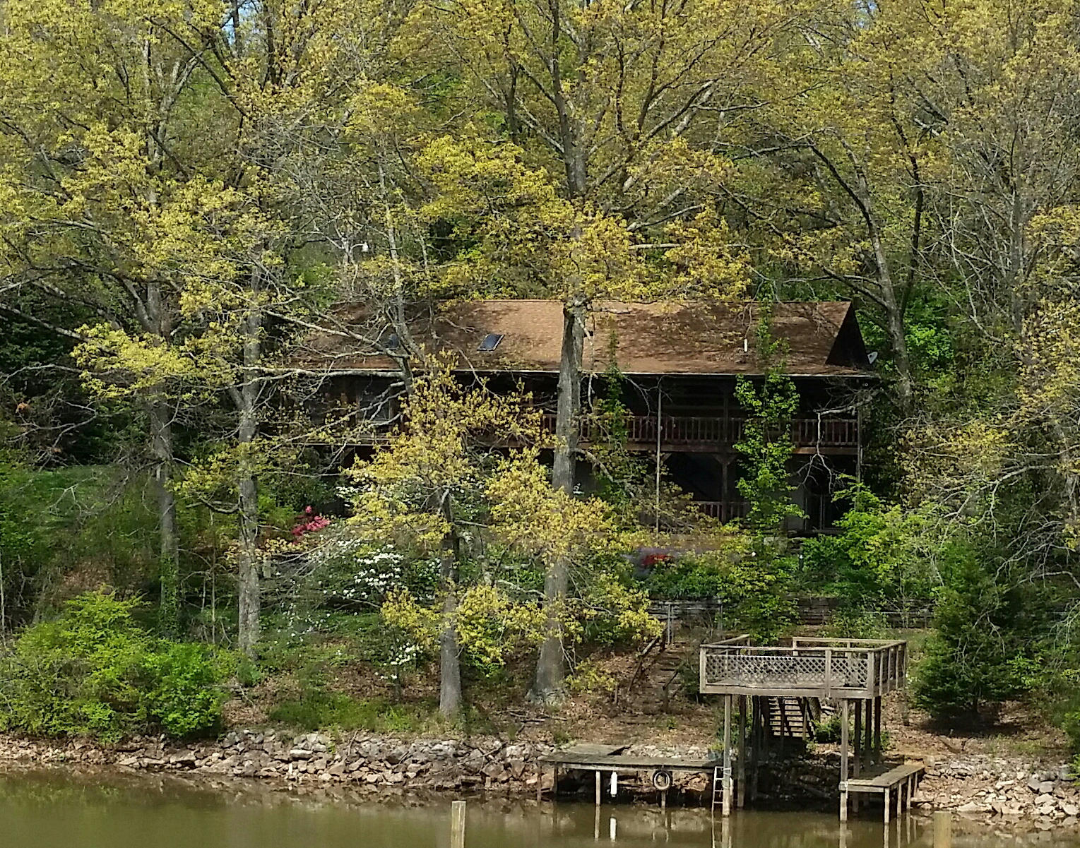 Photo 1 of 40 — 1539 Gilbert Lane, Friendsville, TN 37737