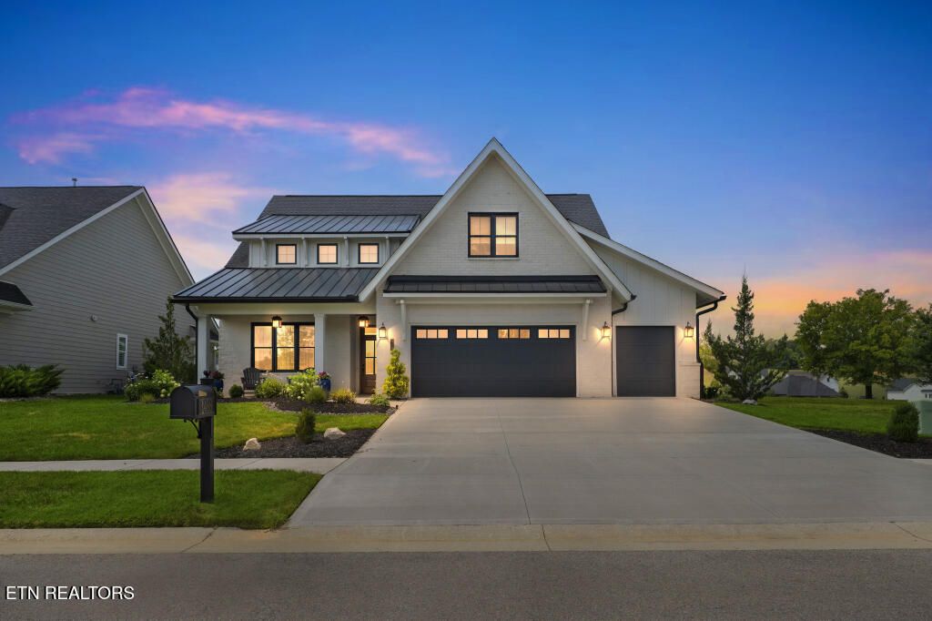 Photo of 3498 Old Club Rd, Loudon, TN 37774 (MLS # 1327955)