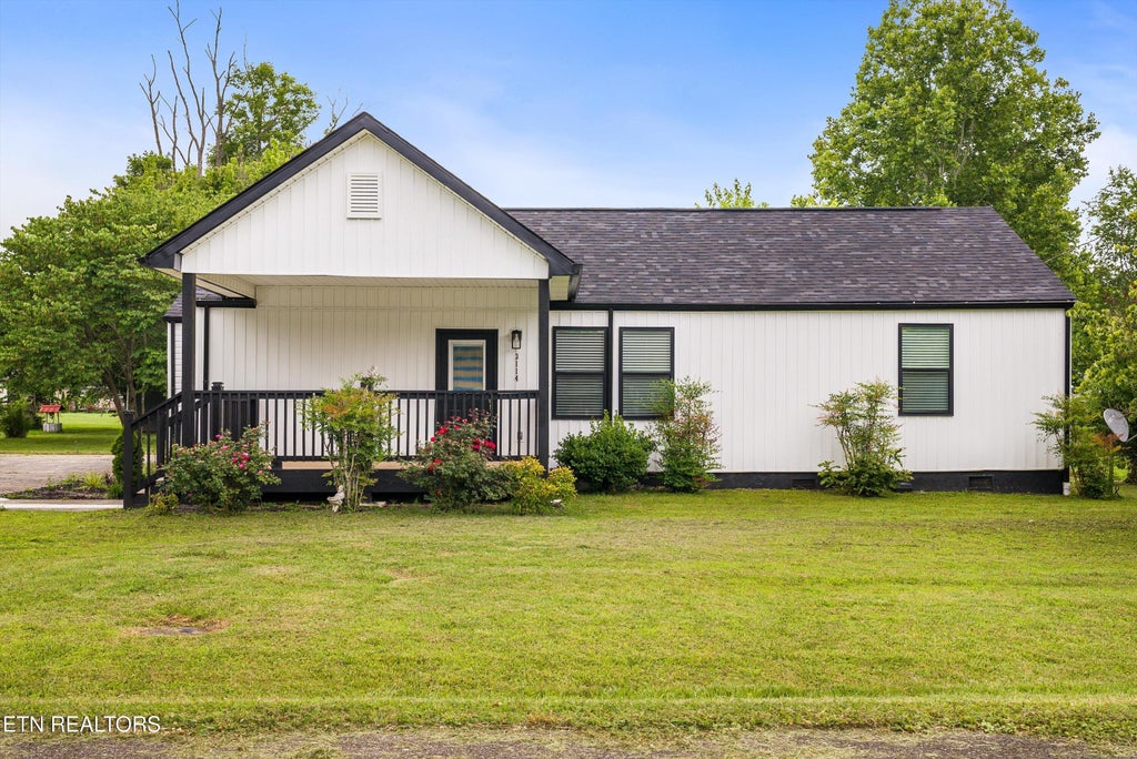 Photo of 3114 Vera Drive, Knoxville, TN 37917 (MLS # 1345004)