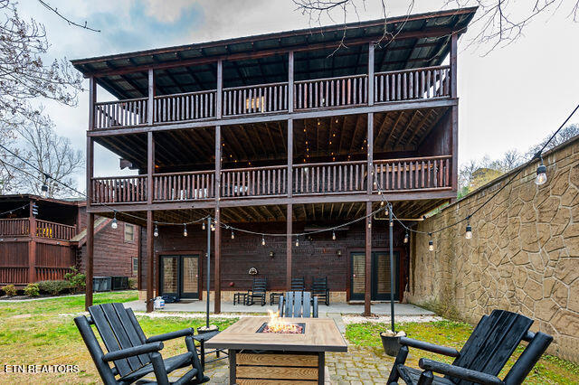 3322 Covered Bridge Way