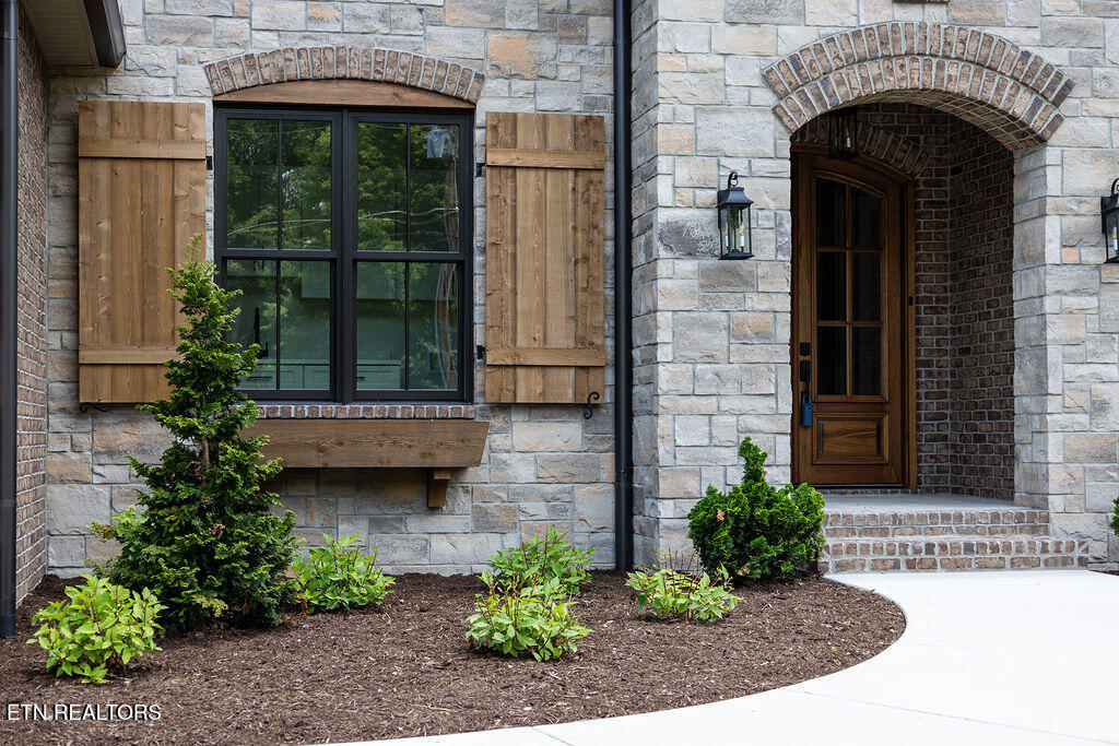 150 Forest View Drive