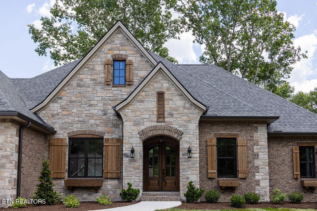 150 Forest View Drive