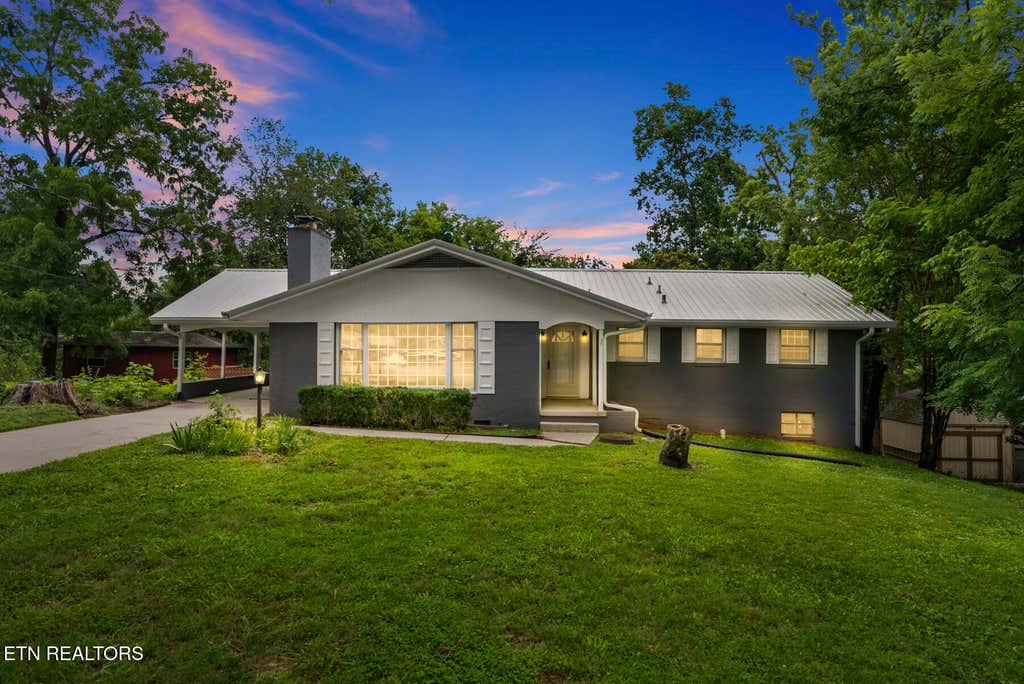 Photo of 238 N Tulane Ave, Oak Ridge, TN 37830 (MLS # 1348948)