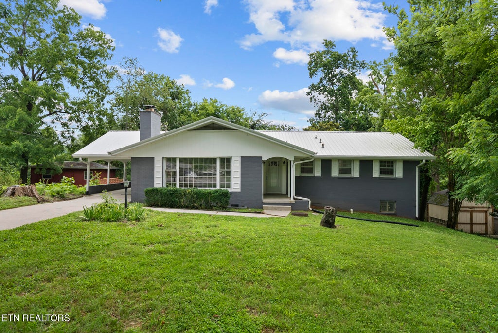 Photo of 238 N Tulane Ave, Oak Ridge, TN 37830 (MLS # 1348948)