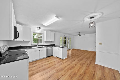 Tiny photo for 238 N Tulane Ave, Oak Ridge, TN 37830 (MLS # 1348948)