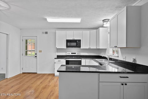 Tiny photo for 238 N Tulane Ave, Oak Ridge, TN 37830 (MLS # 1348948)
