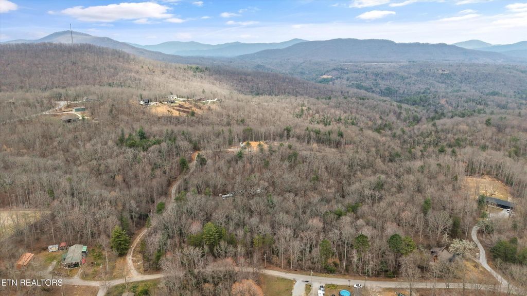 Photo of 222 Heritage Hills Rd, Harriman, TN 37748 (MLS # 1331817)