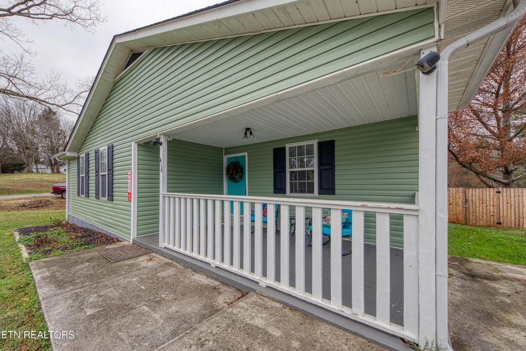 Photo of 416 Mill St, Madisonville, TN 37354 (MLS # 1323555)