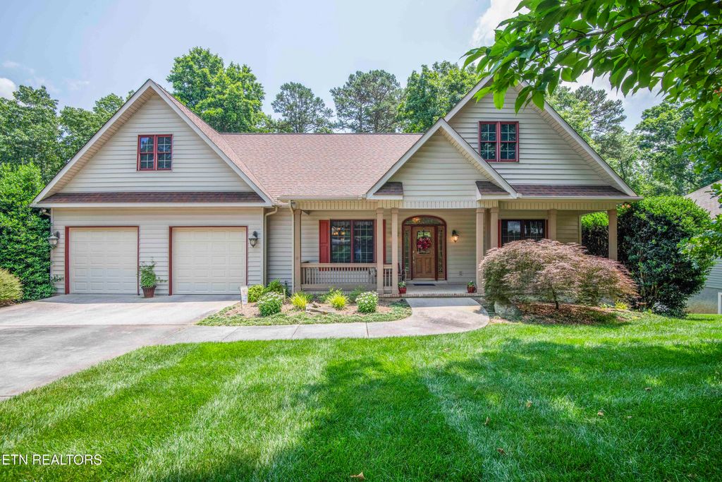 Photo of 308 Tahlequah Drive, Loudon, TN 37774 (MLS # 1303443)