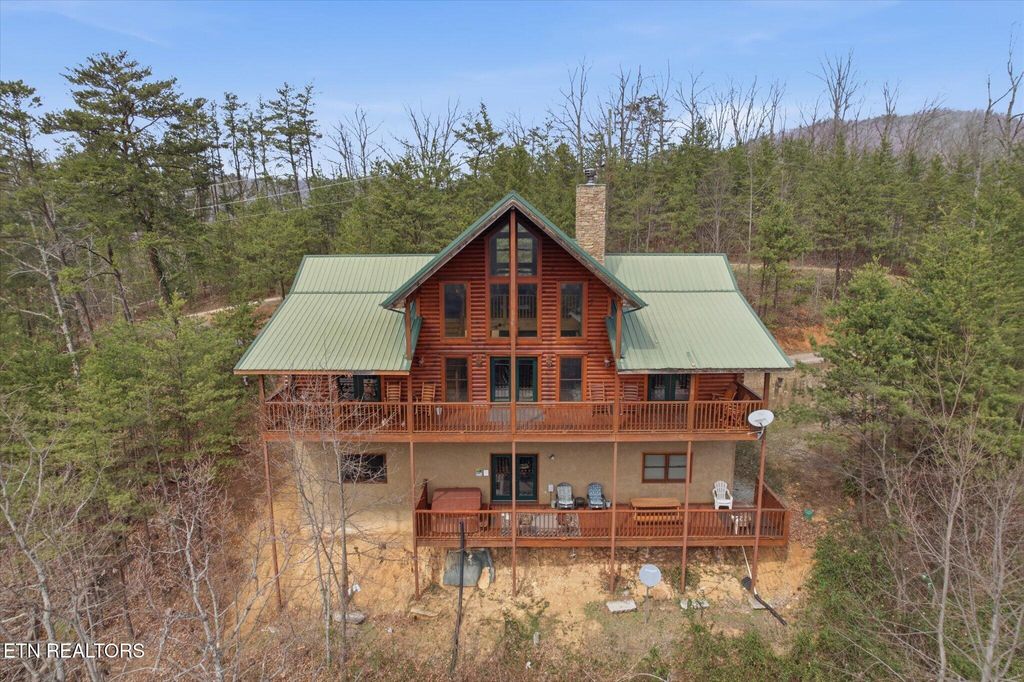 Photo of 4659 Wesley Way, Sevierville, TN 37876 (MLS # 1332605)