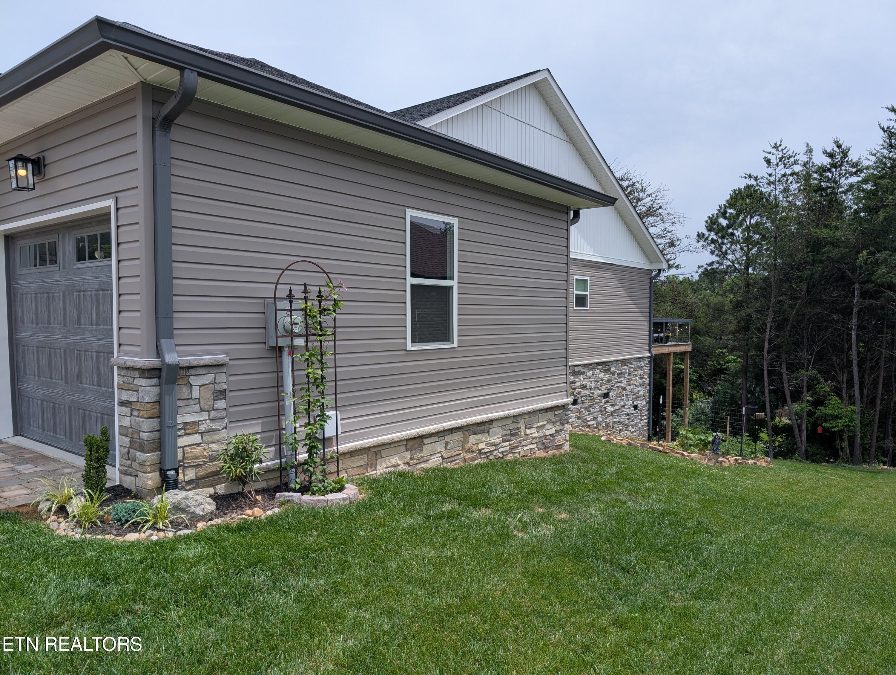 140 Elokwa Way