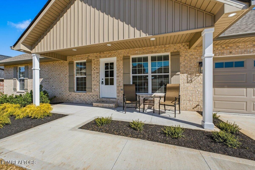 Photo of 930 Carter Springs Drive, Maryville, TN 37801 (MLS # 1360691)