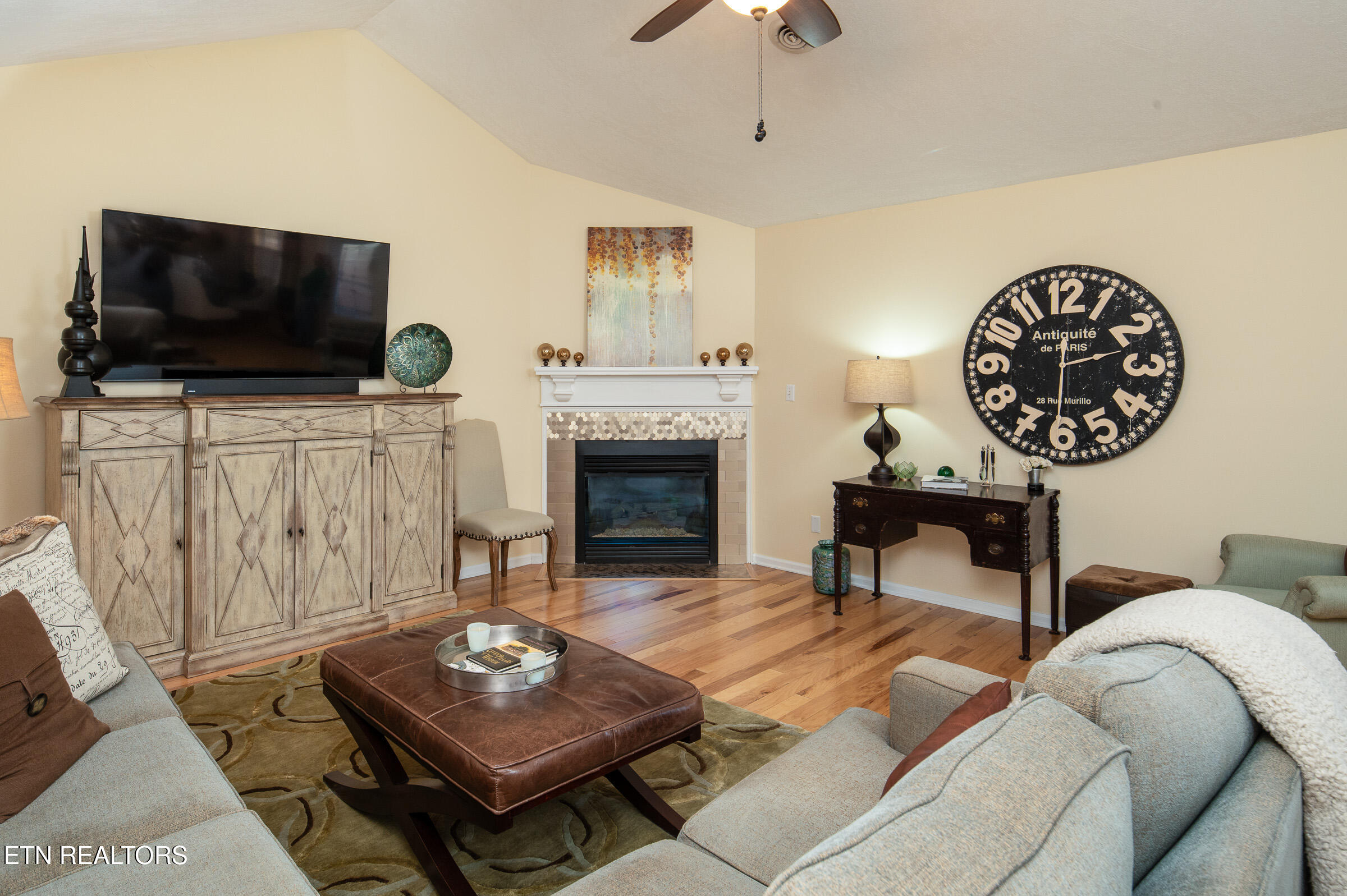great room 1